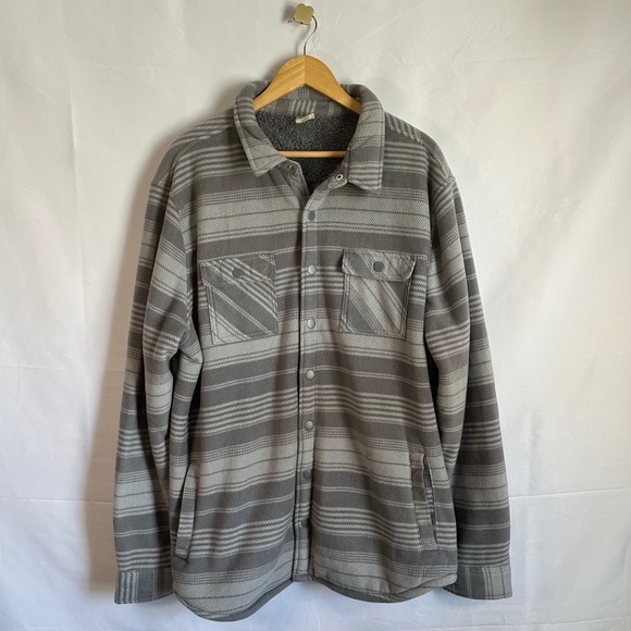 Voyager Mens XXL Gray Striped Fleece Sherpa Lined Button Up Shirt Jacket - Picture 1 of 10